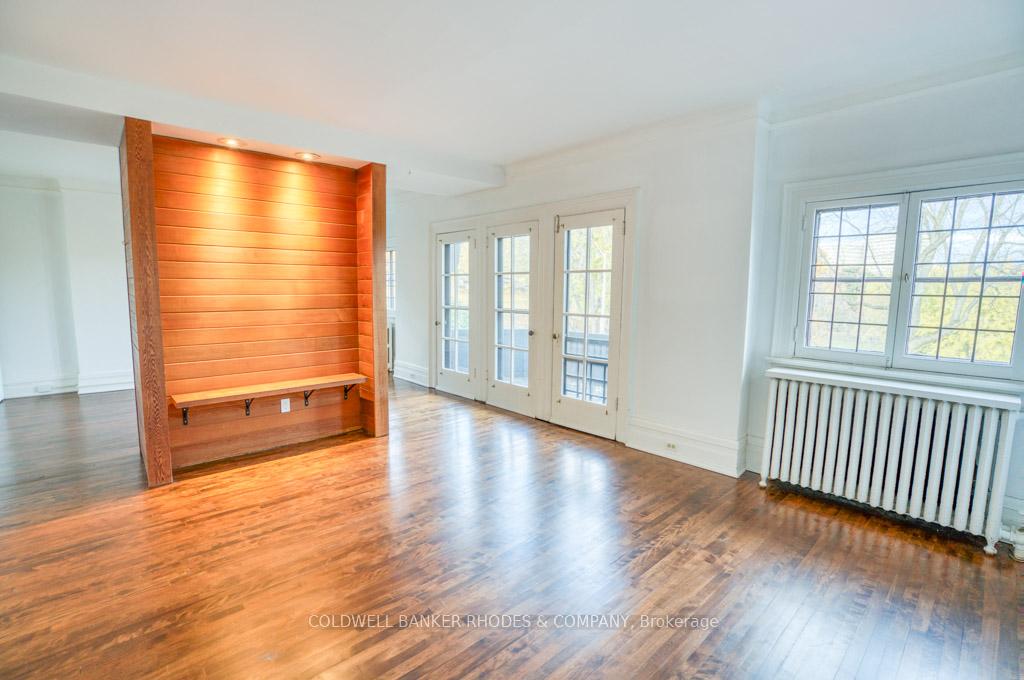 Photo 8 of Unit #1 on 2nd floor, 8 1/2 Range Road, Ottawa, Sandy Hill — HOMEH