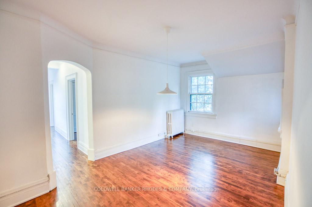 Photo 14 of Unit #1 on 2nd floor, 8 1/2 Range Road, Ottawa, Sandy Hill — HOMEH