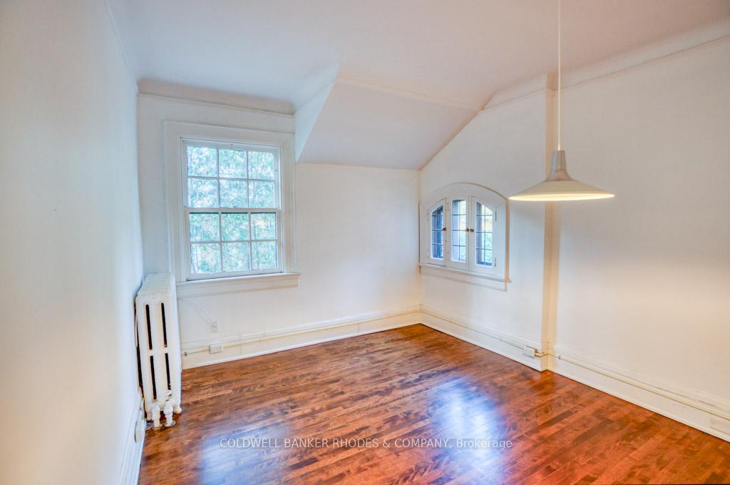 Photo 15 of Unit #1 on 2nd floor, 8 1/2 Range Road, Ottawa, Sandy Hill — HOMEH
