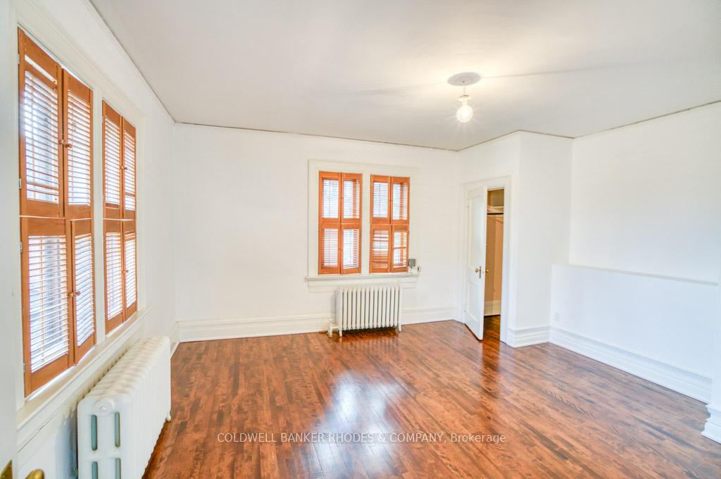 Photo 26 of Unit #1 on 2nd floor, 8 1/2 Range Road, Ottawa, Sandy Hill — HOMEH