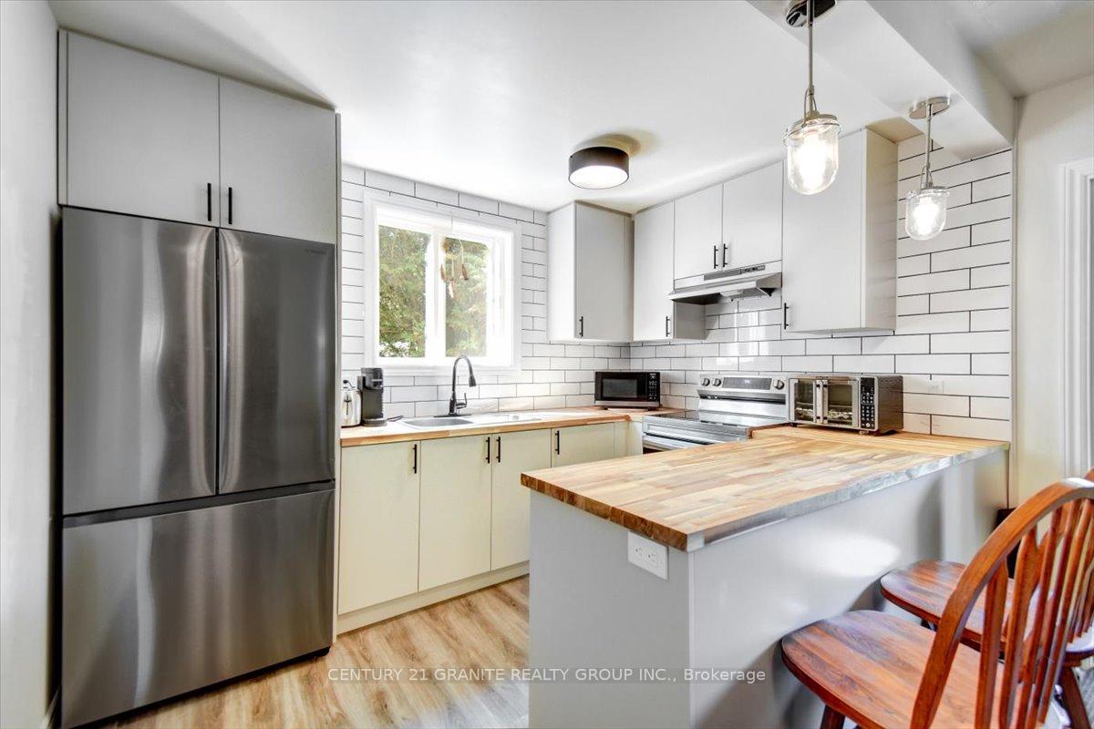 Photo 2 of 2289 Loop Road, Highlands East, Monmouth — HOMEH