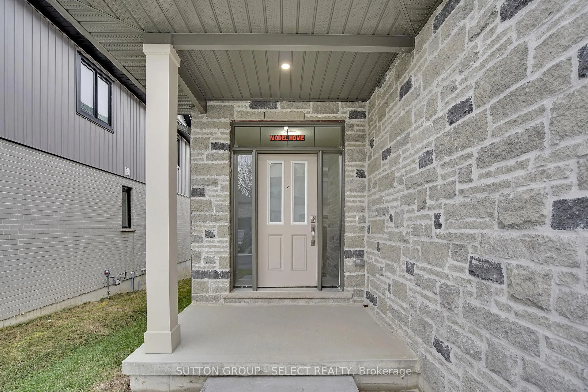 Photo 4 of Unit 17, 7966 Fallon Drive, Lucan Biddulph, Granton — HOMEH