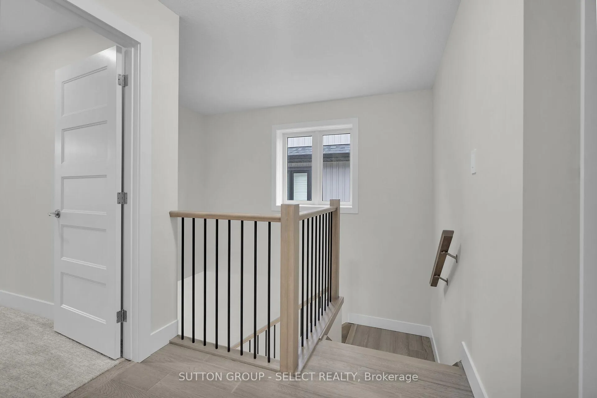 Photo 20 of Unit 17, 7966 Fallon Drive, Lucan Biddulph, Granton — HOMEH