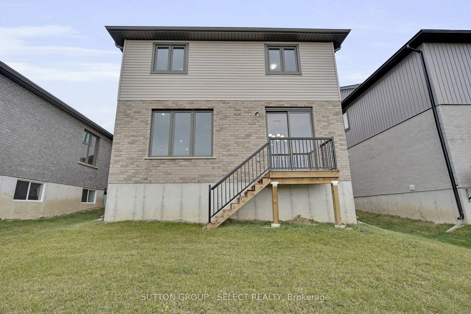 Photo 41 of Unit 17, 7966 Fallon Drive, Lucan Biddulph, Granton — HOMEH