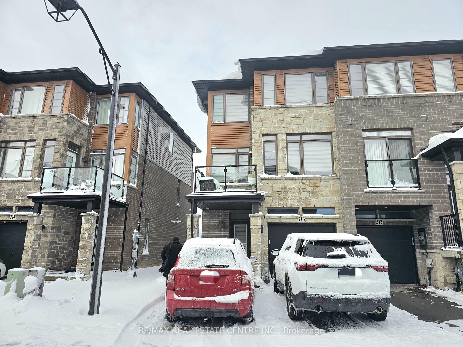 Photo 1 of Unit 213, 30 Times Square Boulevard S, Hamilton, Stoney Creek Mountain — HOMEH