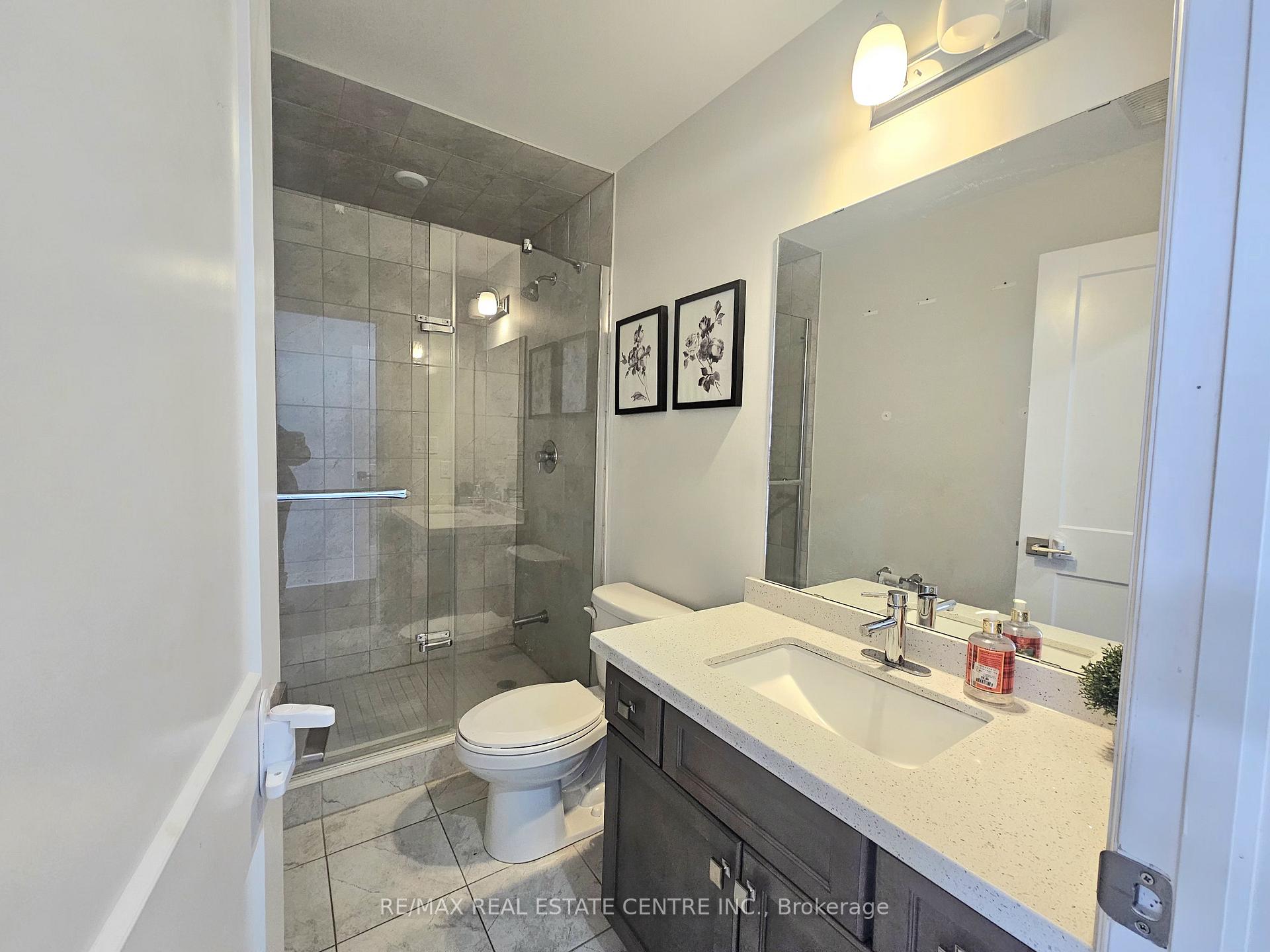 Photo 8 of Unit 213, 30 Times Square Boulevard S, Hamilton, Stoney Creek Mountain — HOMEH