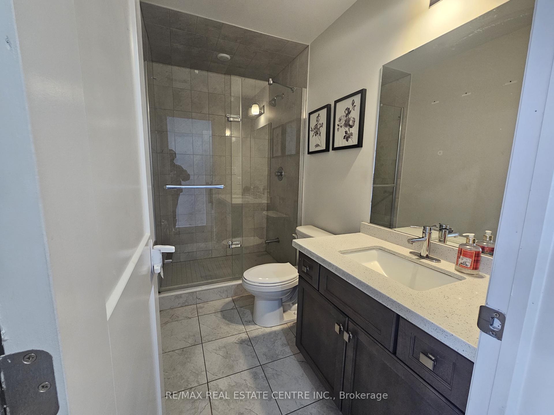 Photo 9 of Unit 213, 30 Times Square Boulevard S, Hamilton, Stoney Creek Mountain — HOMEH