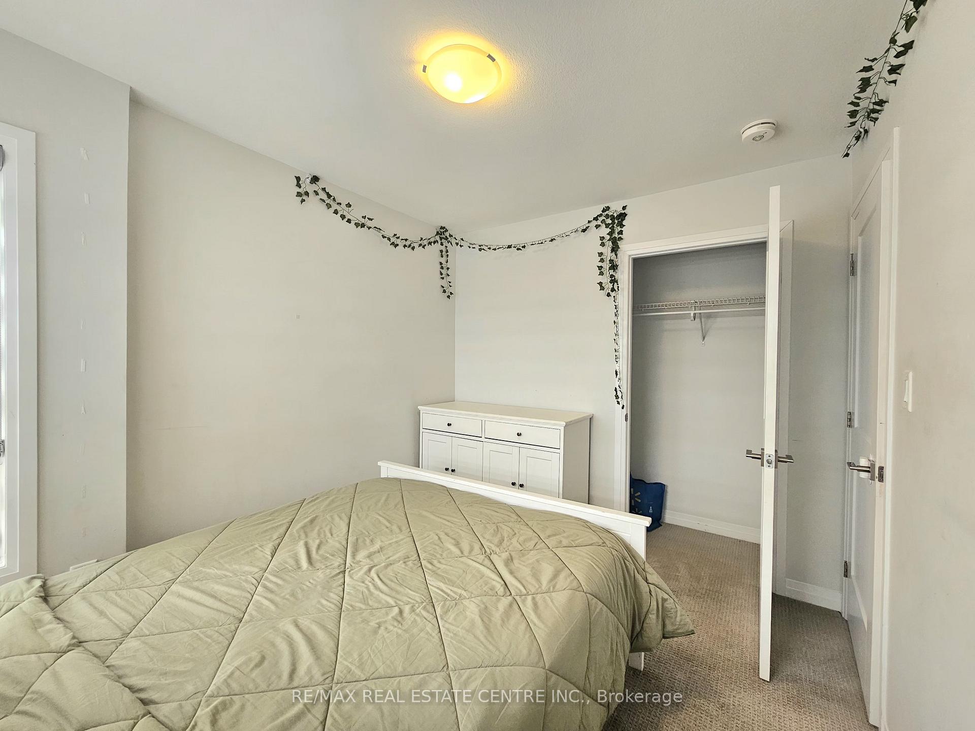 Photo 16 of Unit 213, 30 Times Square Boulevard S, Hamilton, Stoney Creek Mountain — HOMEH