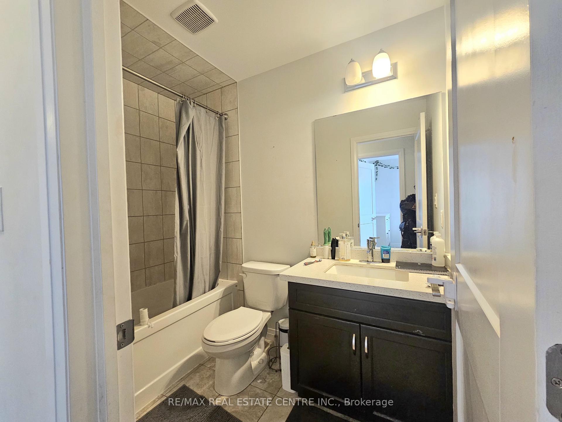 Photo 17 of Unit 213, 30 Times Square Boulevard S, Hamilton, Stoney Creek Mountain — HOMEH