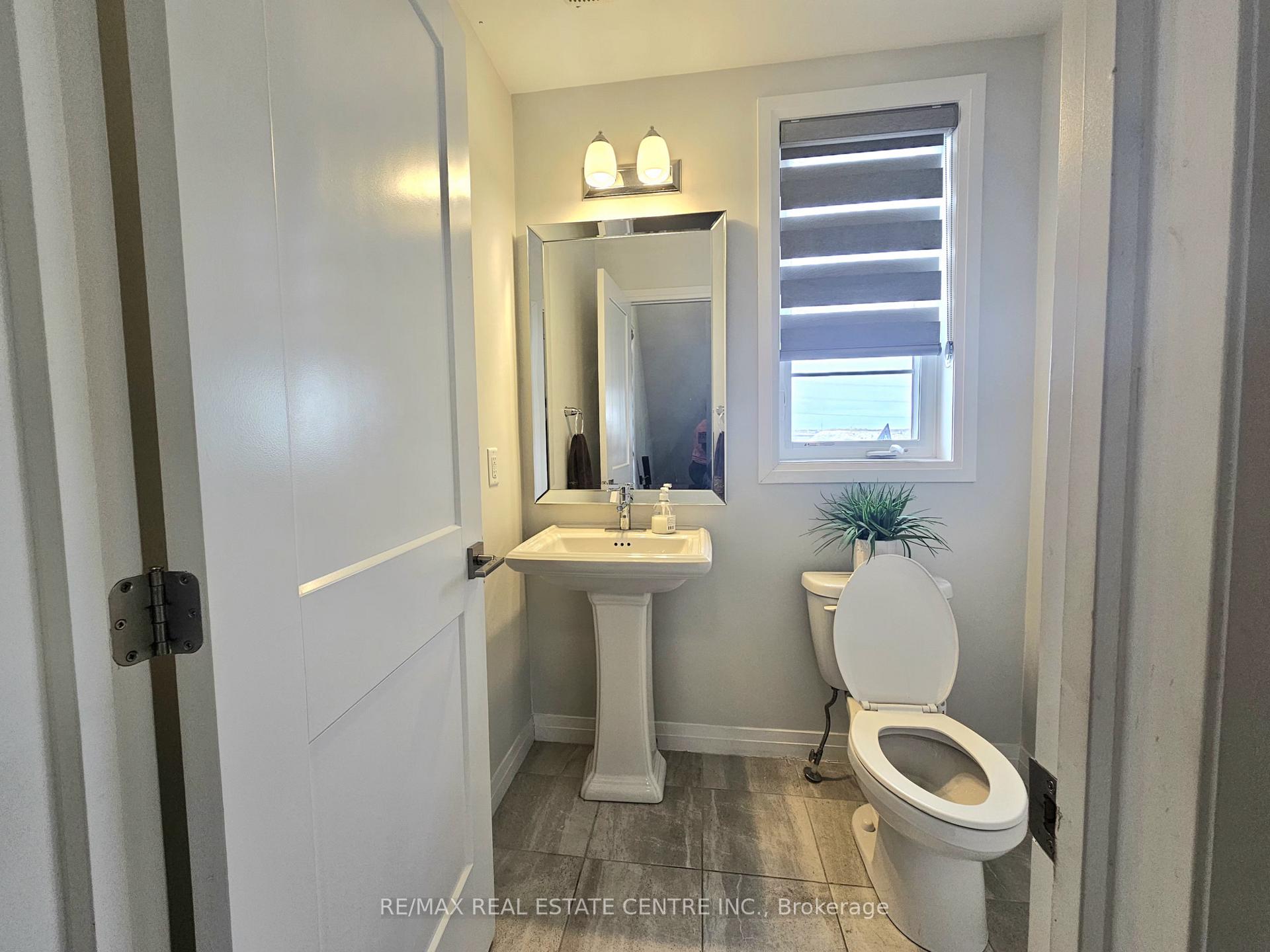 Photo 21 of Unit 213, 30 Times Square Boulevard S, Hamilton, Stoney Creek Mountain — HOMEH