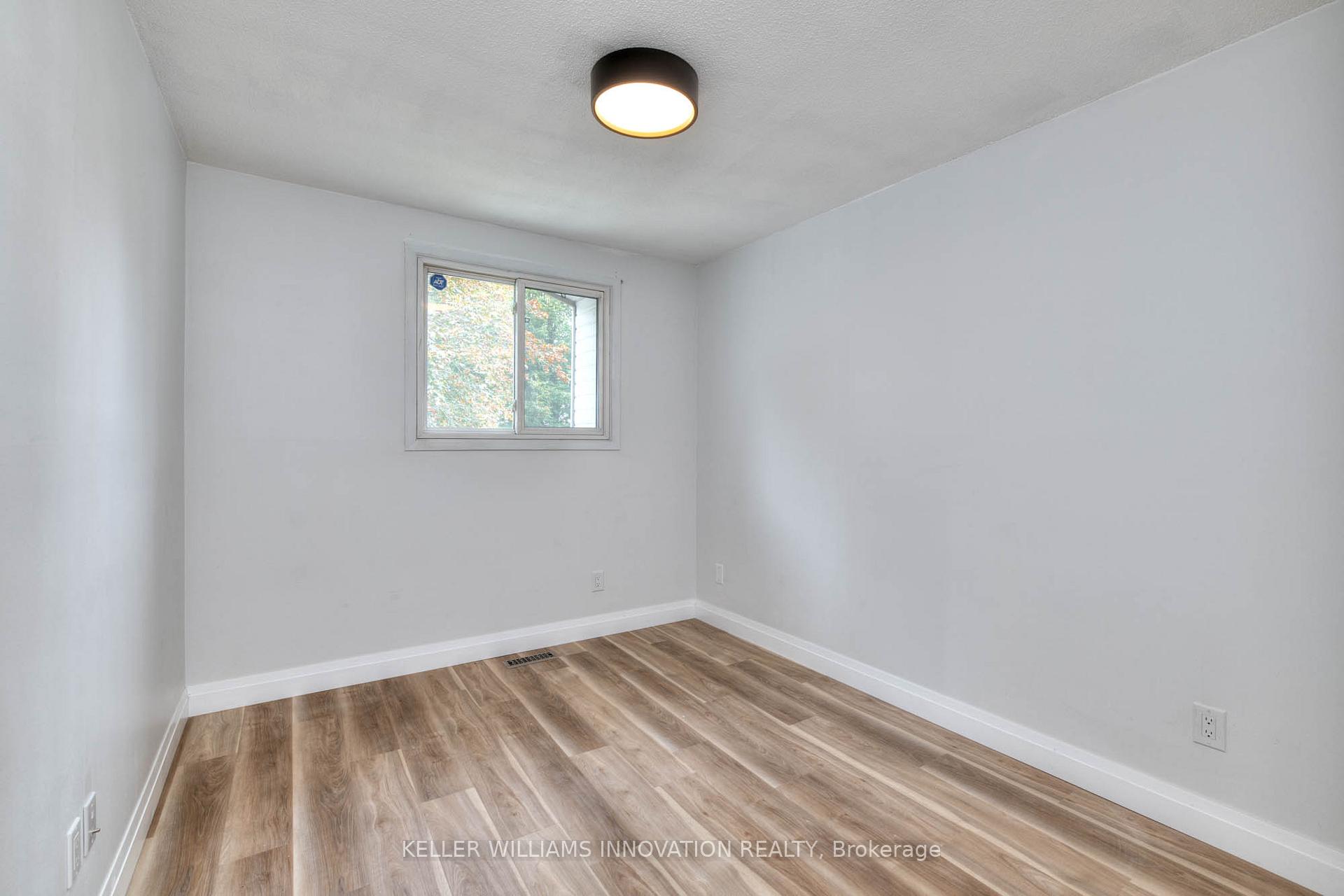 Photo 17 of Unit UPPER, 170 Wheatfield Crescent, Kitchener, Brigadoon — HOMEH