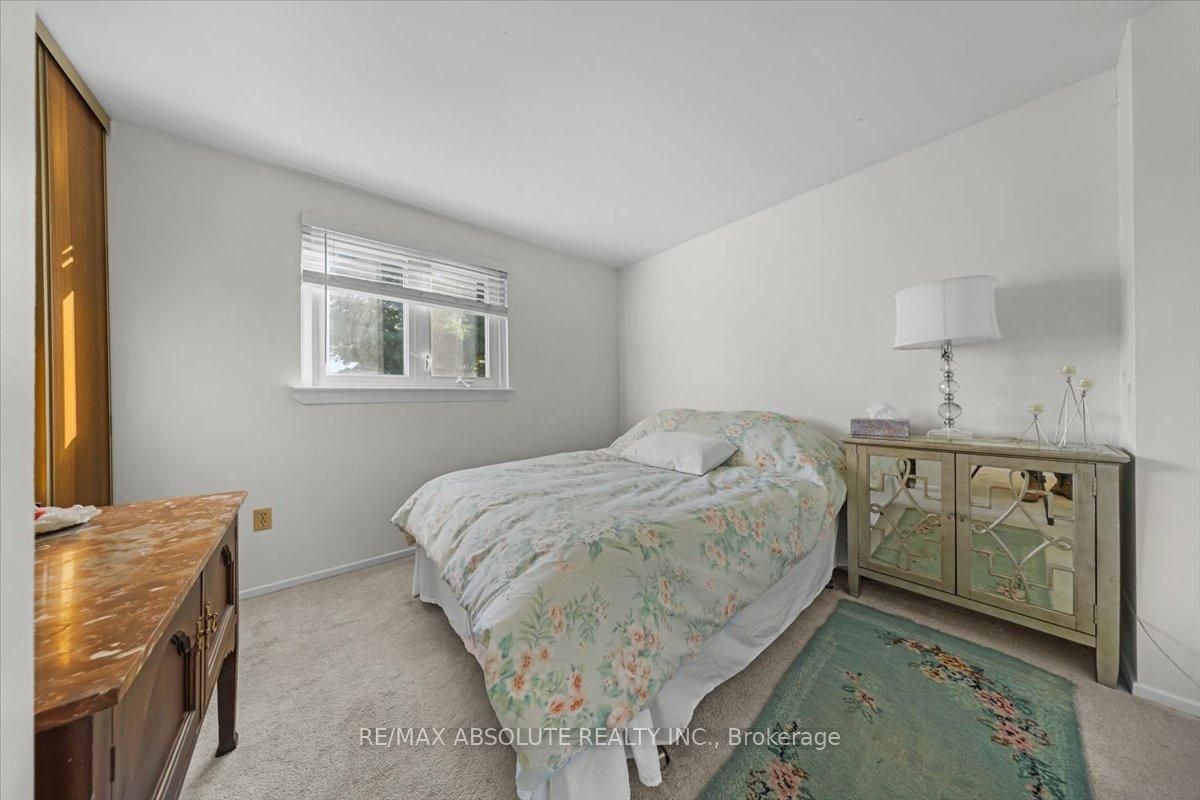 Photo 20 of 16 Melanie Crescent, Ottawa, Kanata - Glencairn/Hazeldean — HOMEH