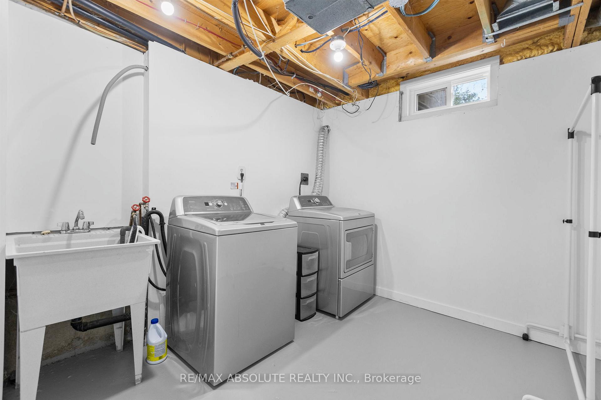 Photo 21 of 16 Melanie Crescent, Ottawa, Kanata - Glencairn/Hazeldean — HOMEH
