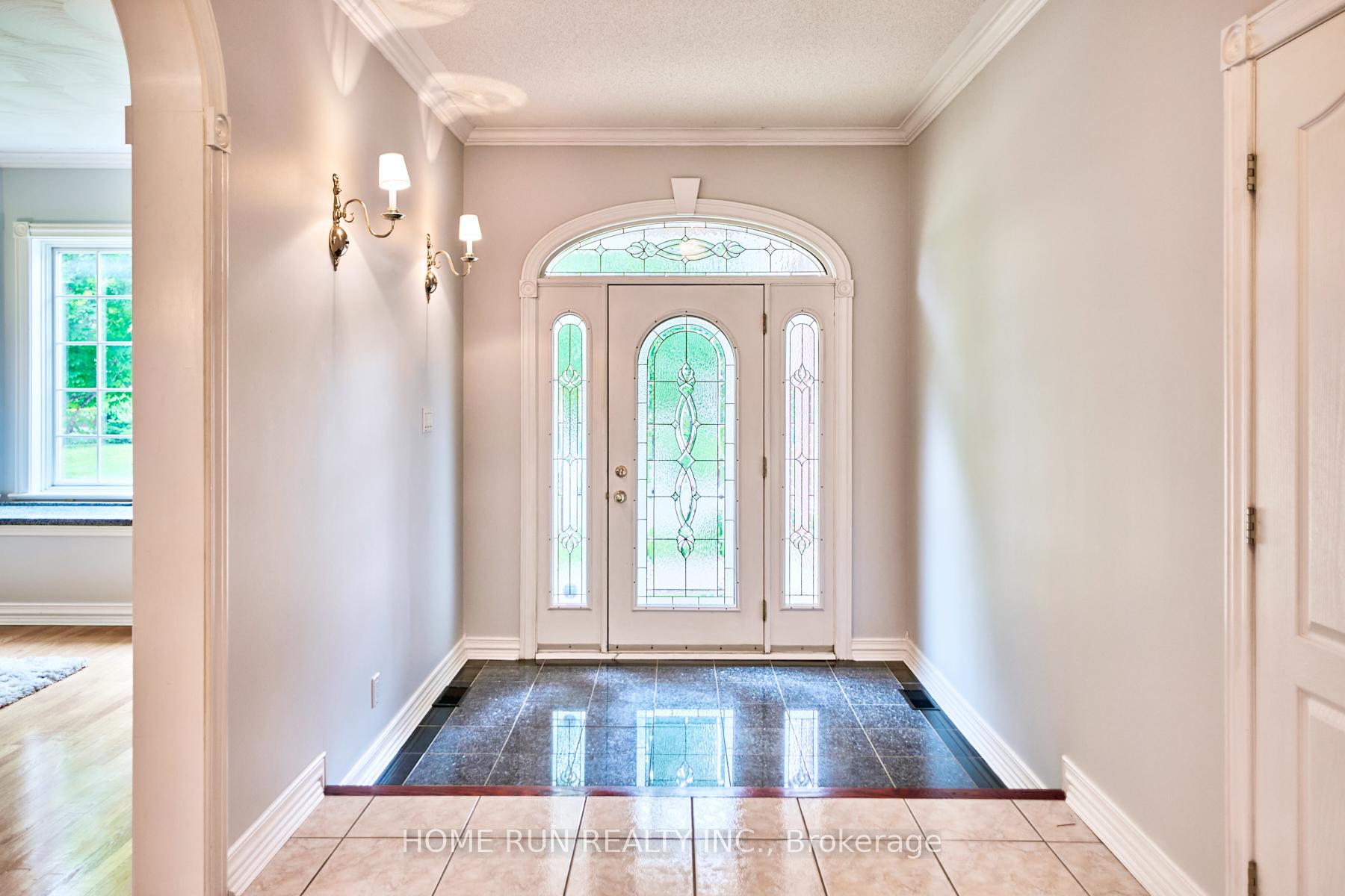 Photo 4 of 2377 Kendron Lane, Ottawa, Windsor Park Village — HOMEH