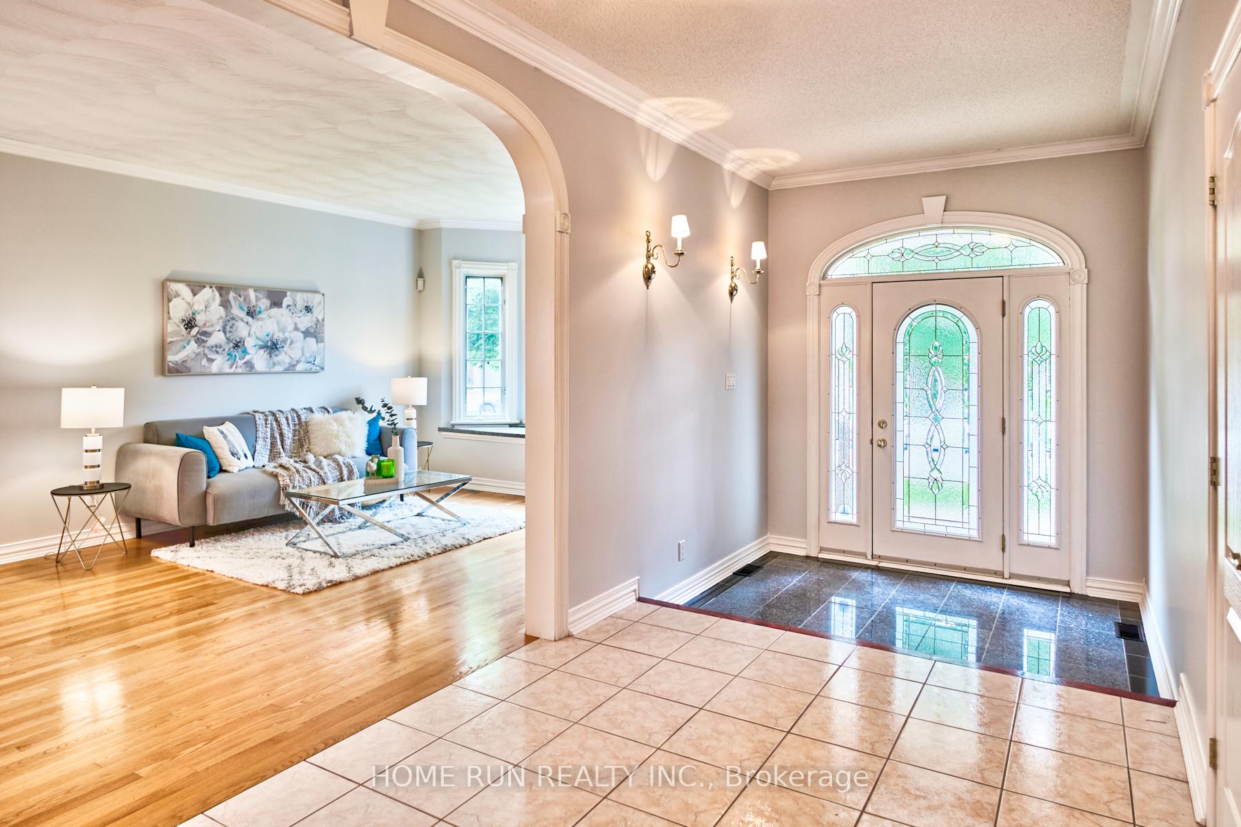 Photo 5 of 2377 Kendron Lane, Ottawa, Windsor Park Village — HOMEH