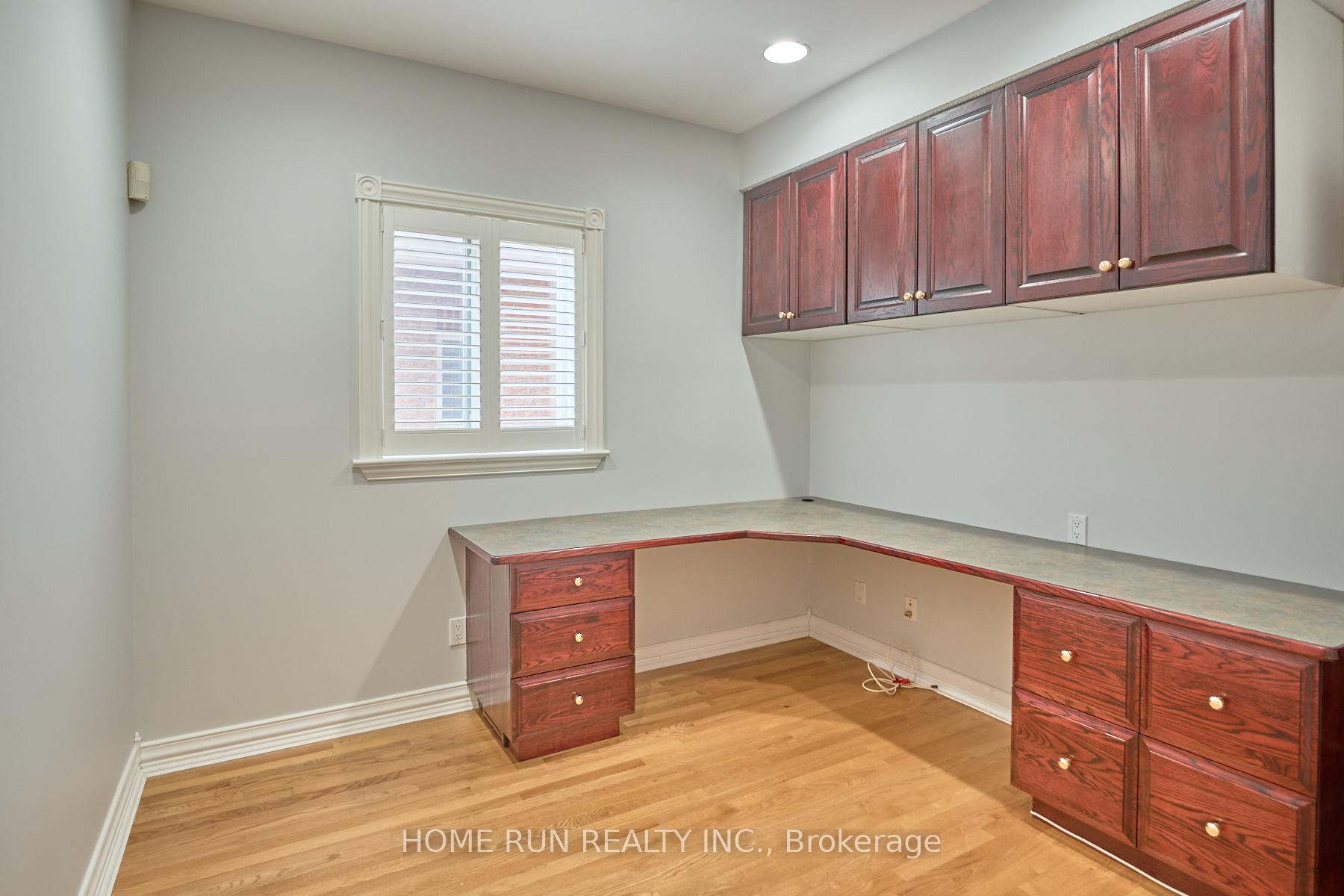 Photo 21 of 2377 Kendron Lane, Ottawa, Windsor Park Village — HOMEH