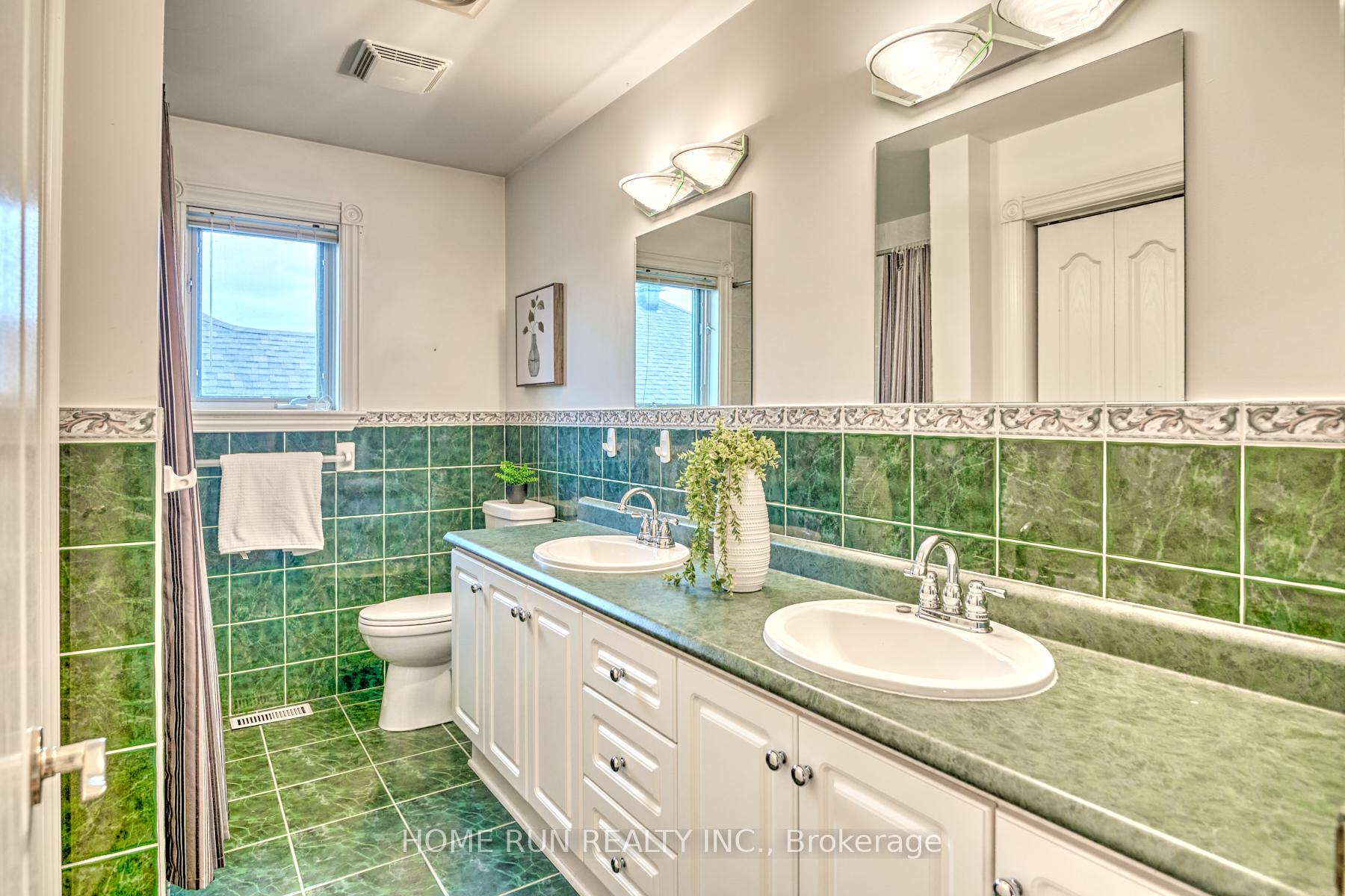 Photo 42 of 2377 Kendron Lane, Ottawa, Windsor Park Village — HOMEH