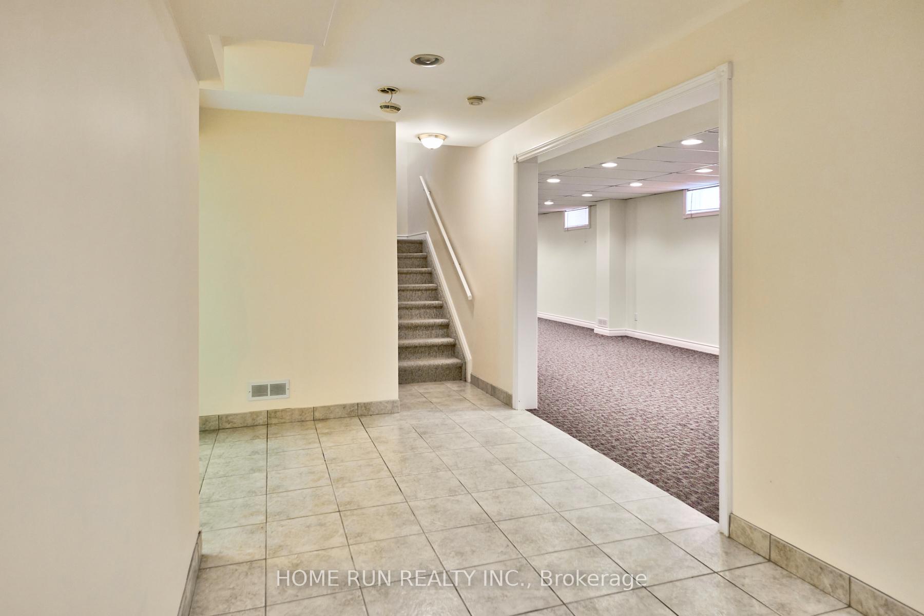 Photo 45 of 2377 Kendron Lane, Ottawa, Windsor Park Village — HOMEH