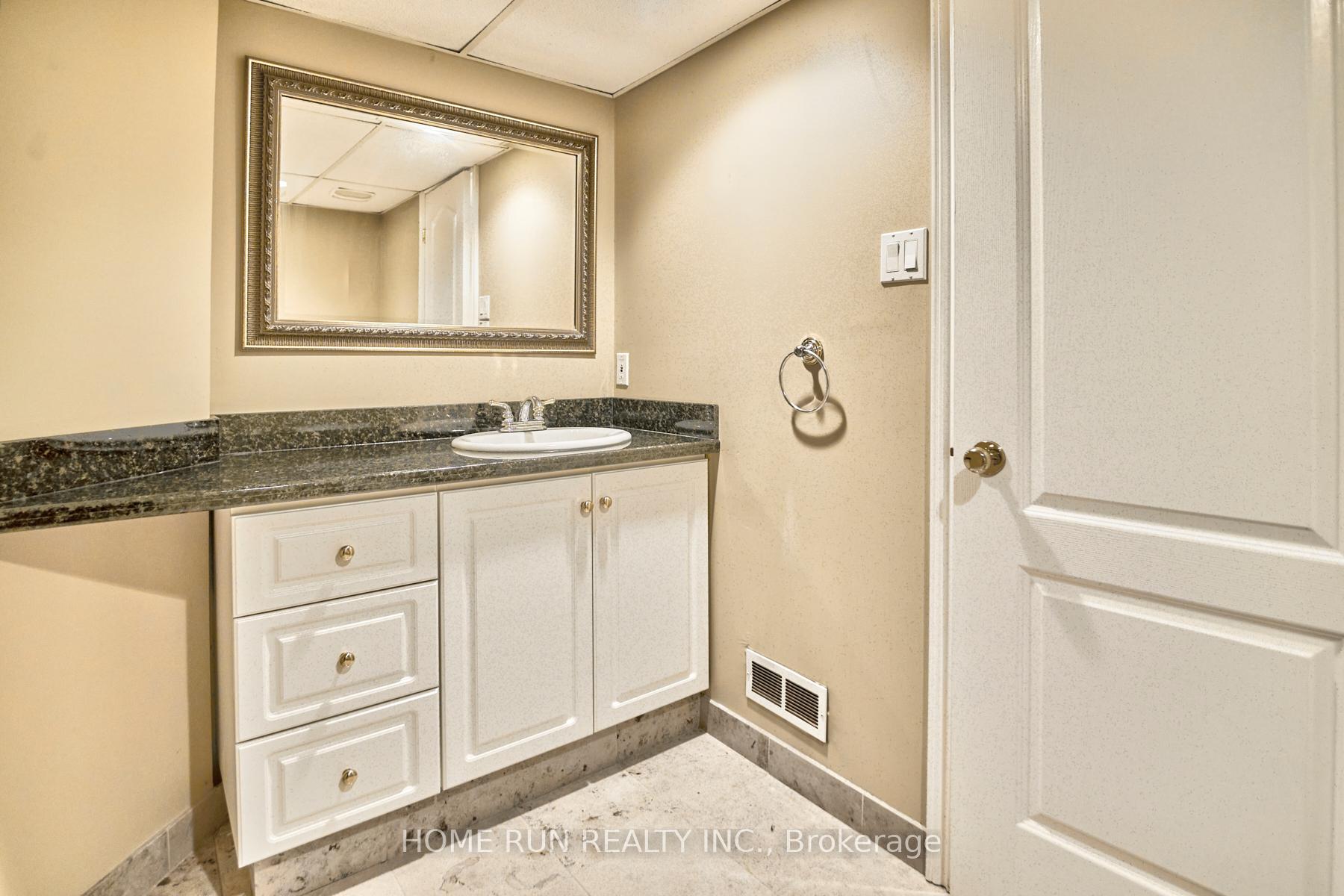 Photo 46 of 2377 Kendron Lane, Ottawa, Windsor Park Village — HOMEH