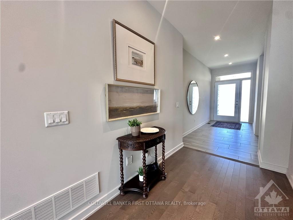 Photo 3 of 298 Longworth Avenue, Ottawa, Leitrim — HOMEH