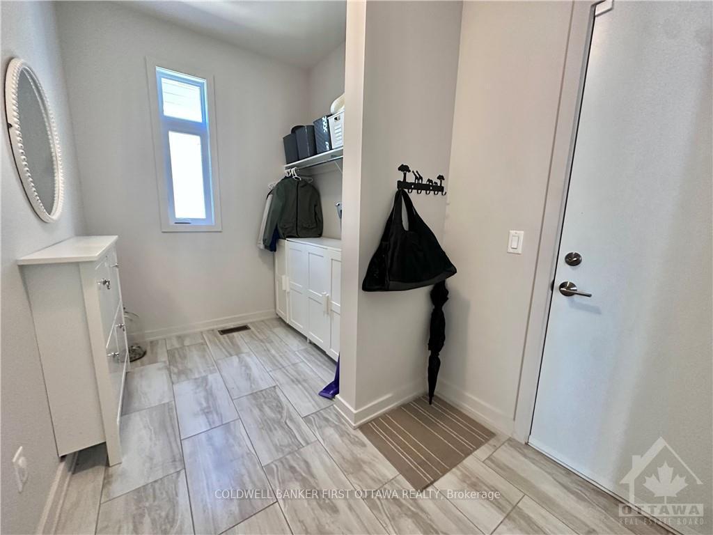 Photo 12 of 298 Longworth Avenue, Ottawa, Leitrim — HOMEH