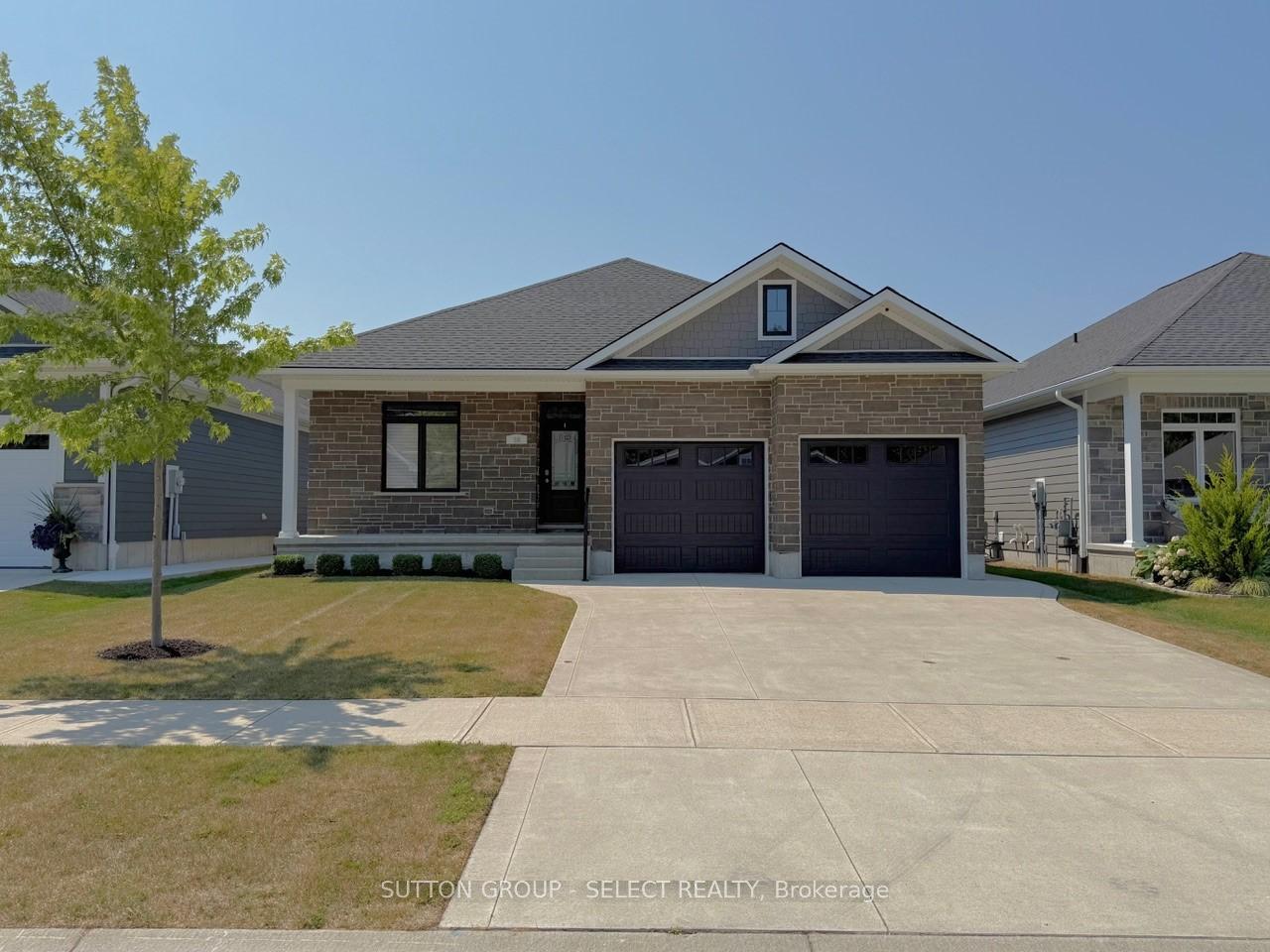 Photo 1 of 58 Deerfield Road, Lambton Shores, Grand Bend — HOMEH