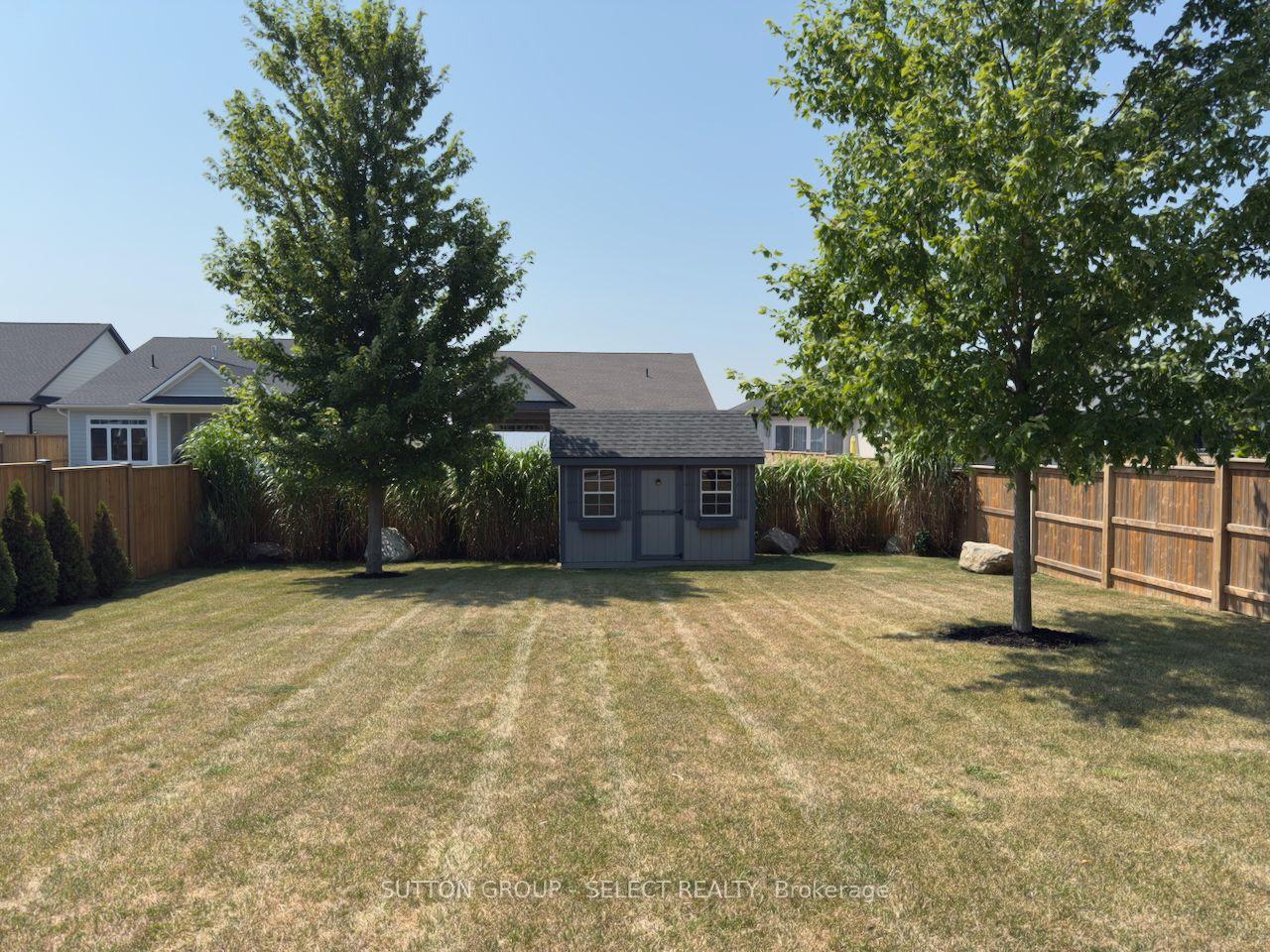Photo 8 of 58 Deerfield Road, Lambton Shores, Grand Bend — HOMEH