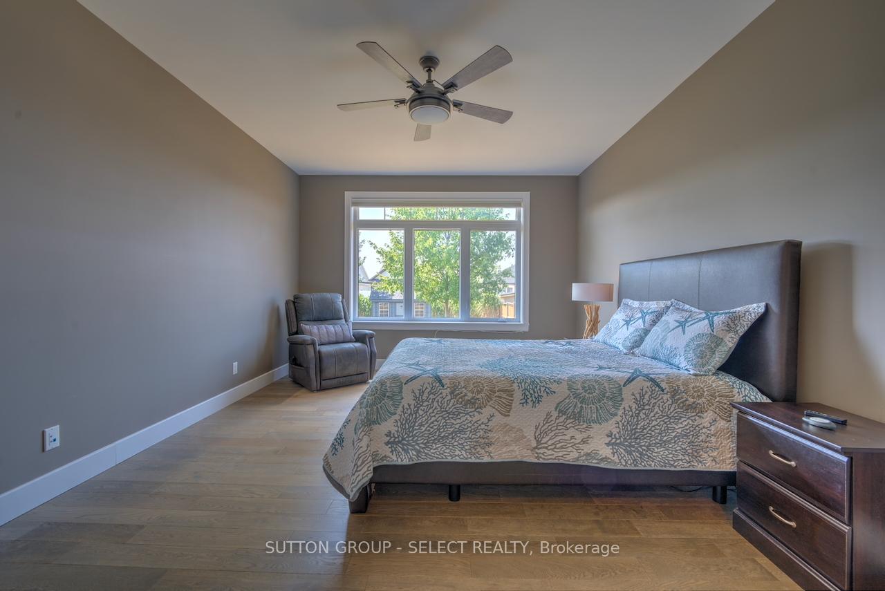 Photo 24 of 58 Deerfield Road, Lambton Shores, Grand Bend — HOMEH