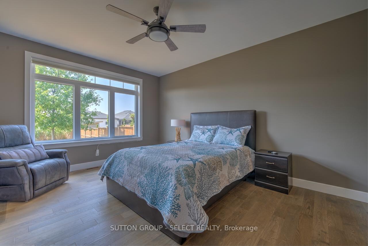 Photo 25 of 58 Deerfield Road, Lambton Shores, Grand Bend — HOMEH