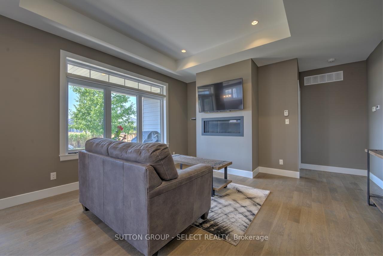 Photo 37 of 58 Deerfield Road, Lambton Shores, Grand Bend — HOMEH