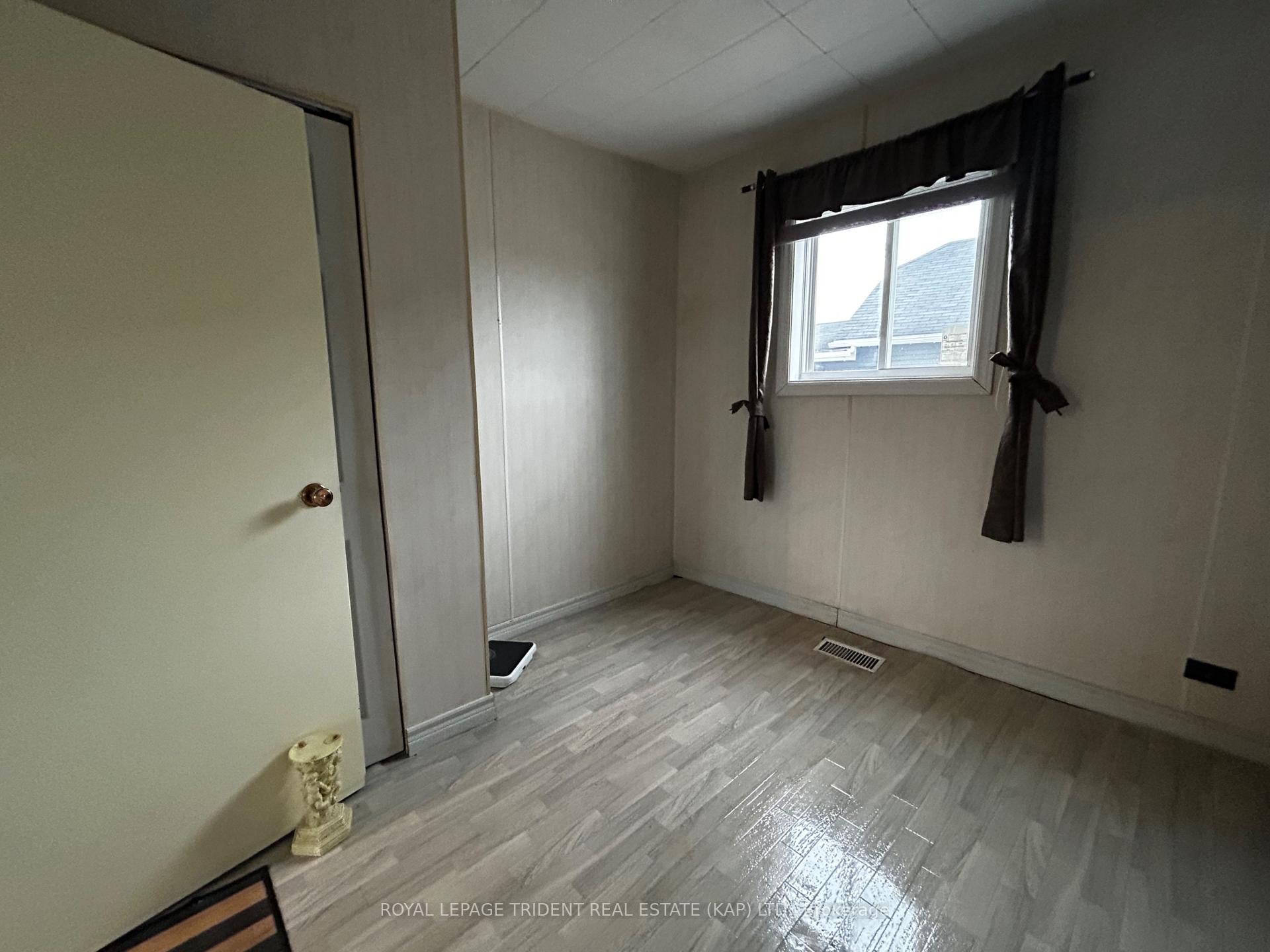Photo 12 of 93 Leonard Avenue, Kapuskasing — HOMEH
