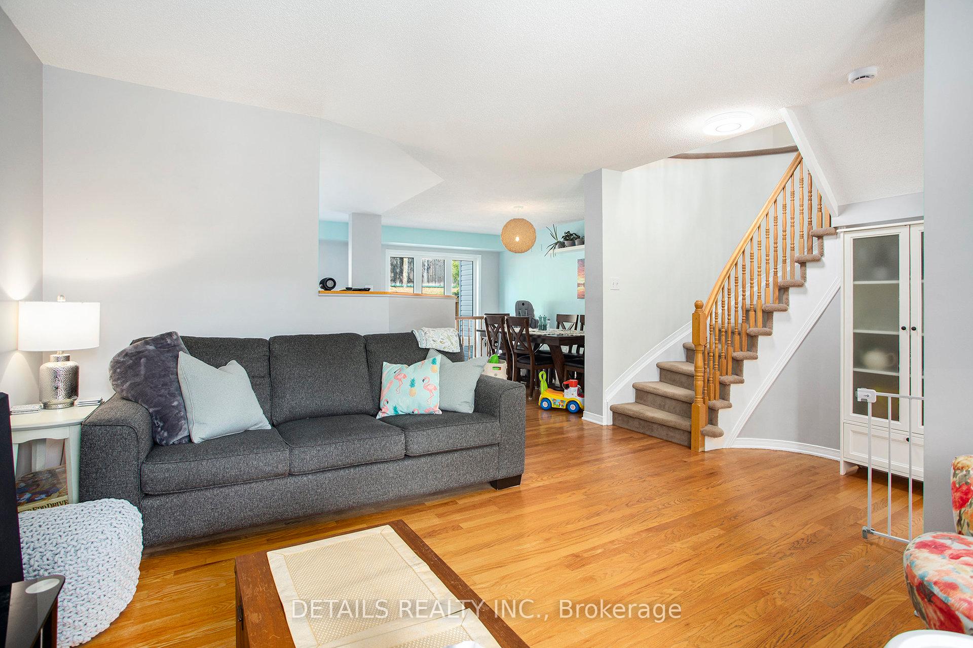 Photo 7 of 141 Duntroon Circle, Ottawa, Hunt Club Park/Greenboro — HOMEH