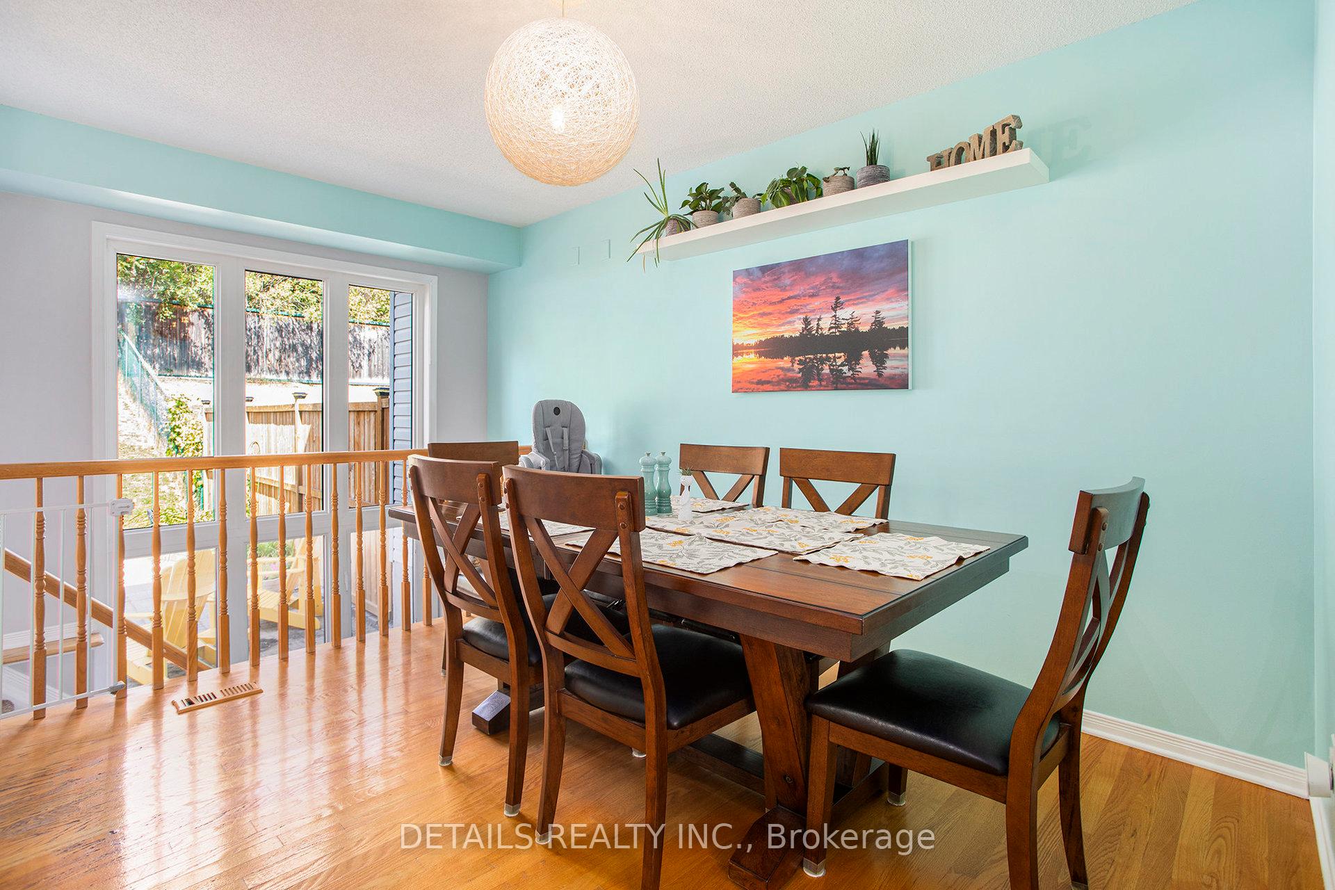 Photo 8 of 141 Duntroon Circle, Ottawa, Hunt Club Park/Greenboro — HOMEH