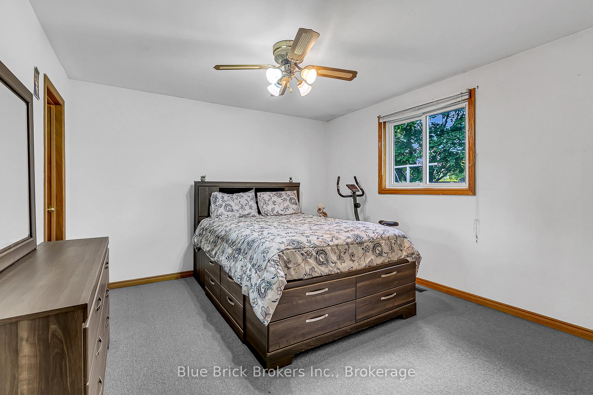 Photo 12 of 514 Desjardins Street, Lakeshore — HOMEH