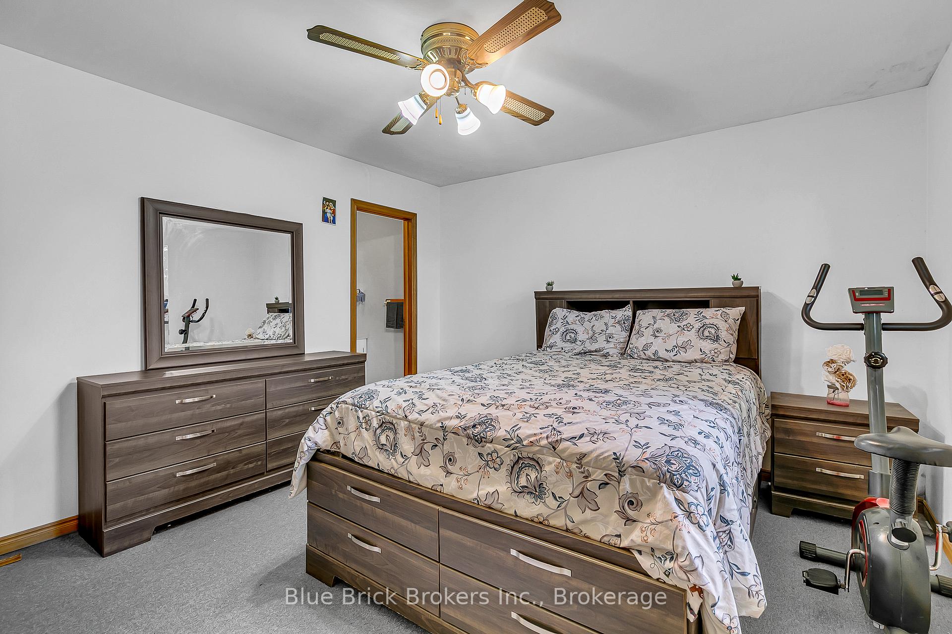 Photo 13 of 514 Desjardins Street, Lakeshore — HOMEH