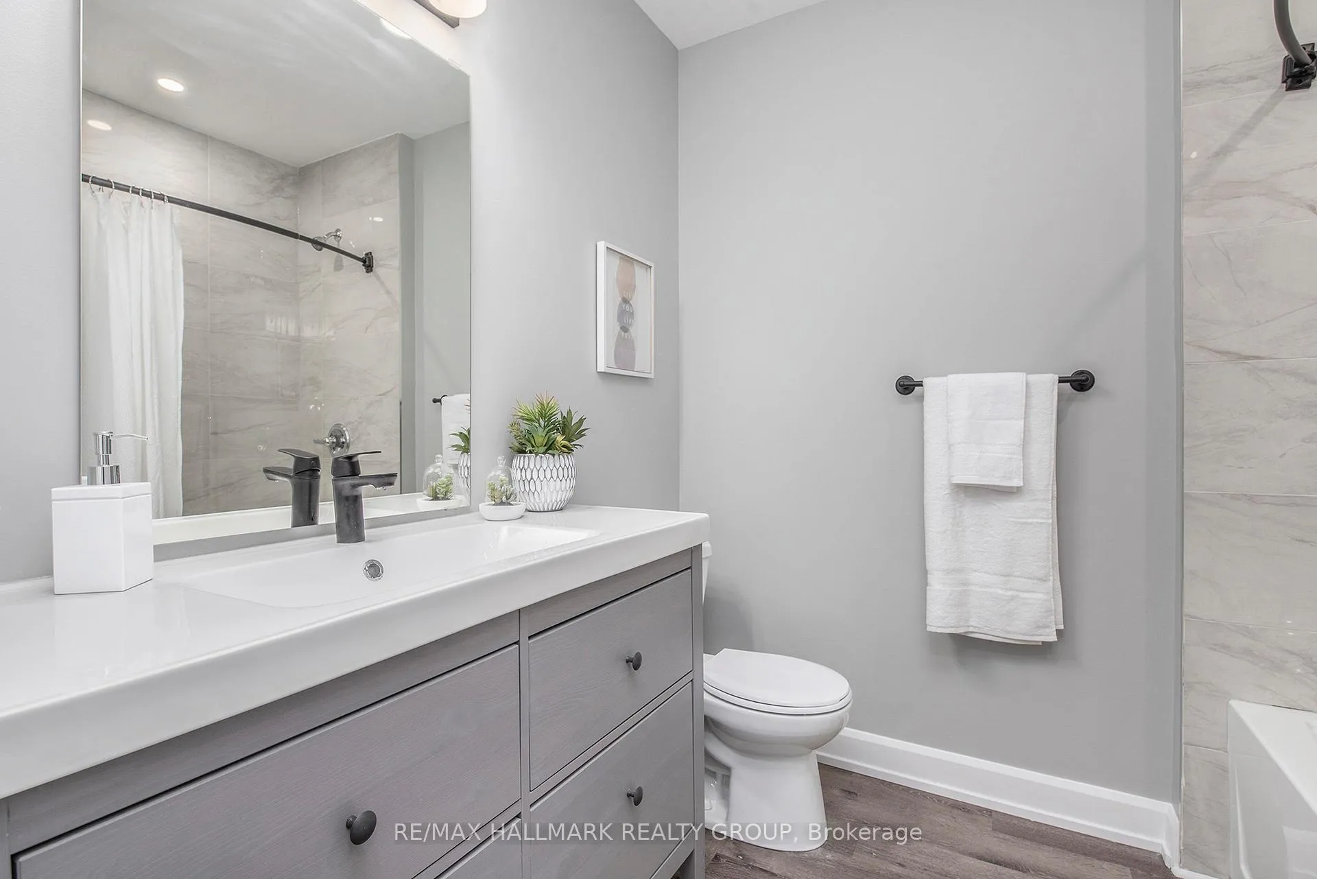 Photo 11 of 242 Castlefrank Road, Ottawa, Kanata - Glencairn/Hazeldean — HOMEH