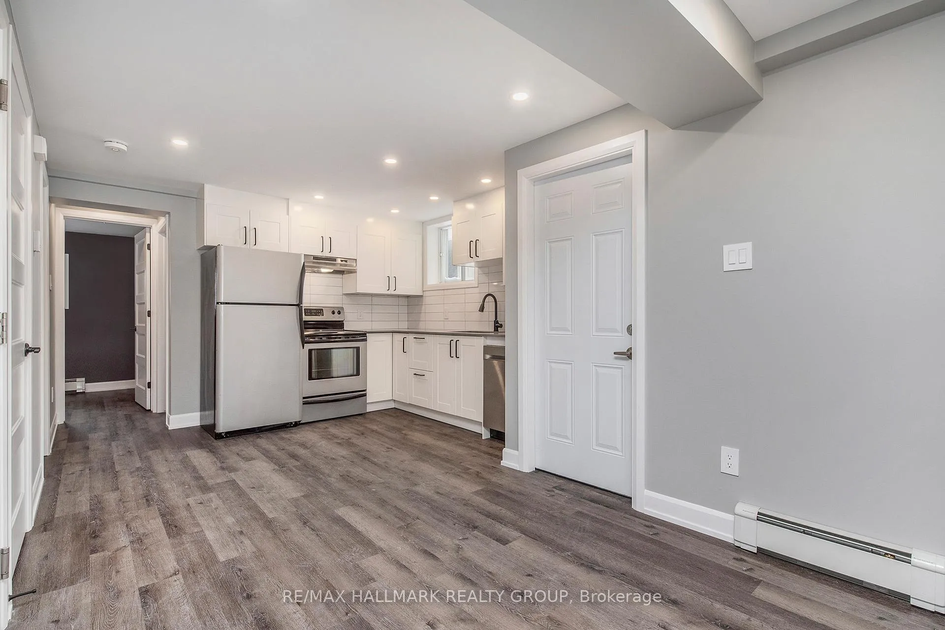 Photo 19 of 242 Castlefrank Road, Ottawa, Kanata - Glencairn/Hazeldean — HOMEH
