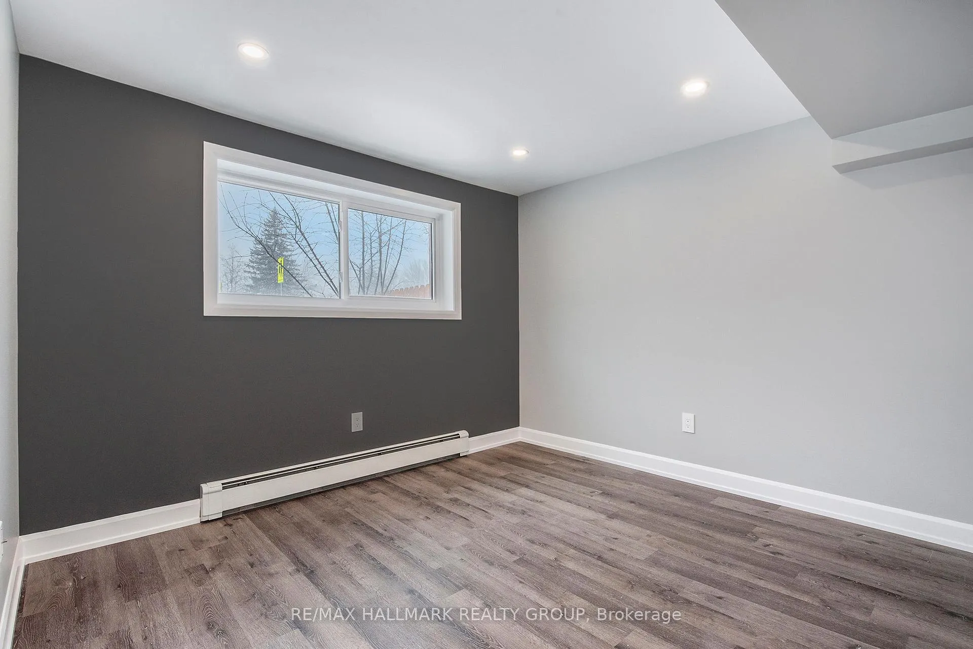 Photo 22 of 242 Castlefrank Road, Ottawa, Kanata - Glencairn/Hazeldean — HOMEH