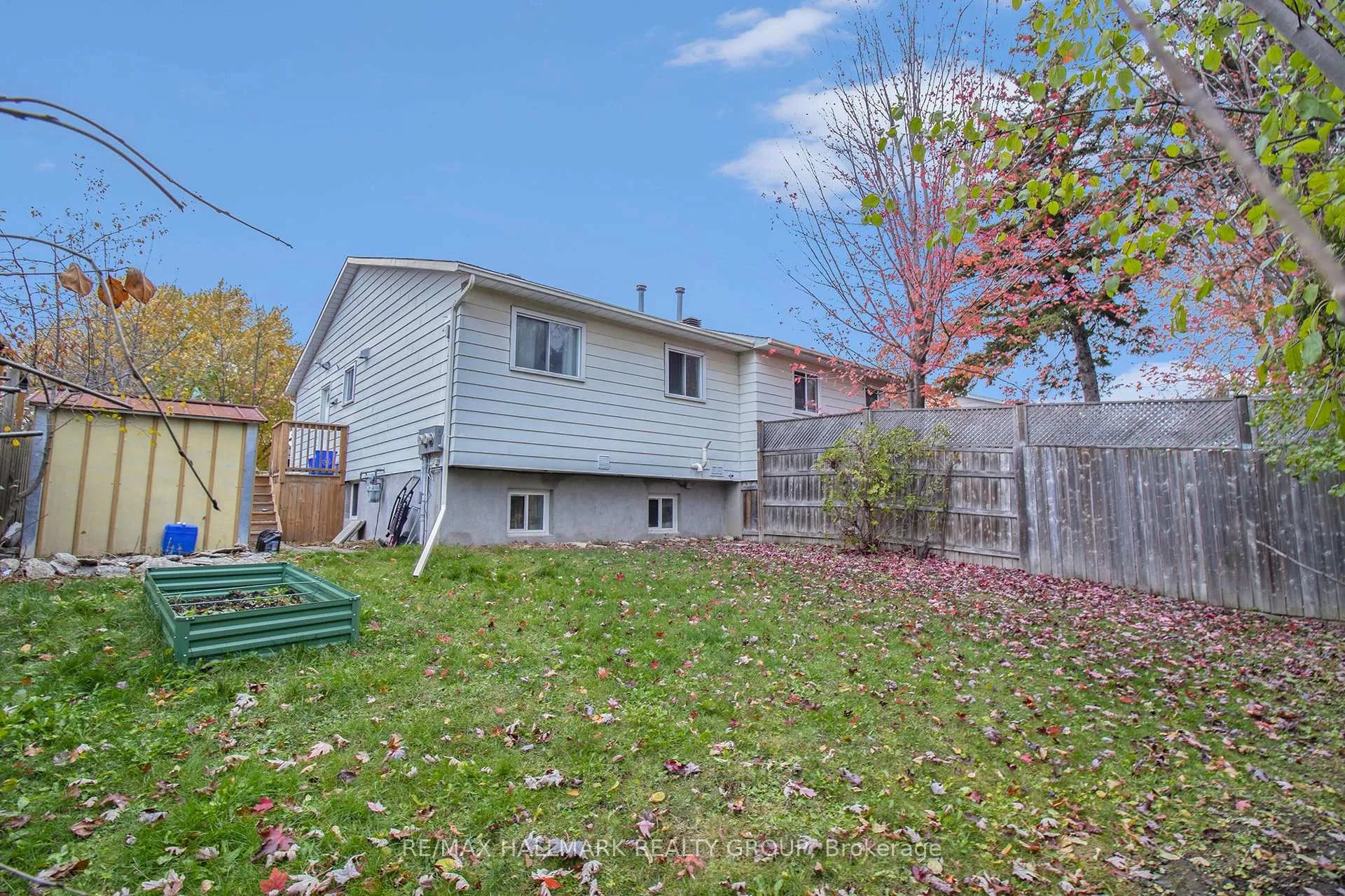 Photo 30 of 242 Castlefrank Road, Ottawa, Kanata - Glencairn/Hazeldean — HOMEH