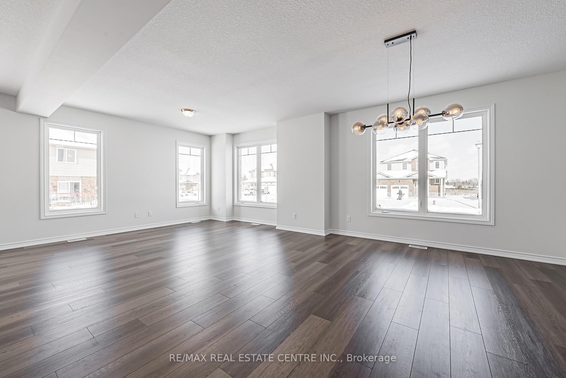 Photo 5 of 91 Maple Street, Mapleton, Rural Mapleton — HOMEH