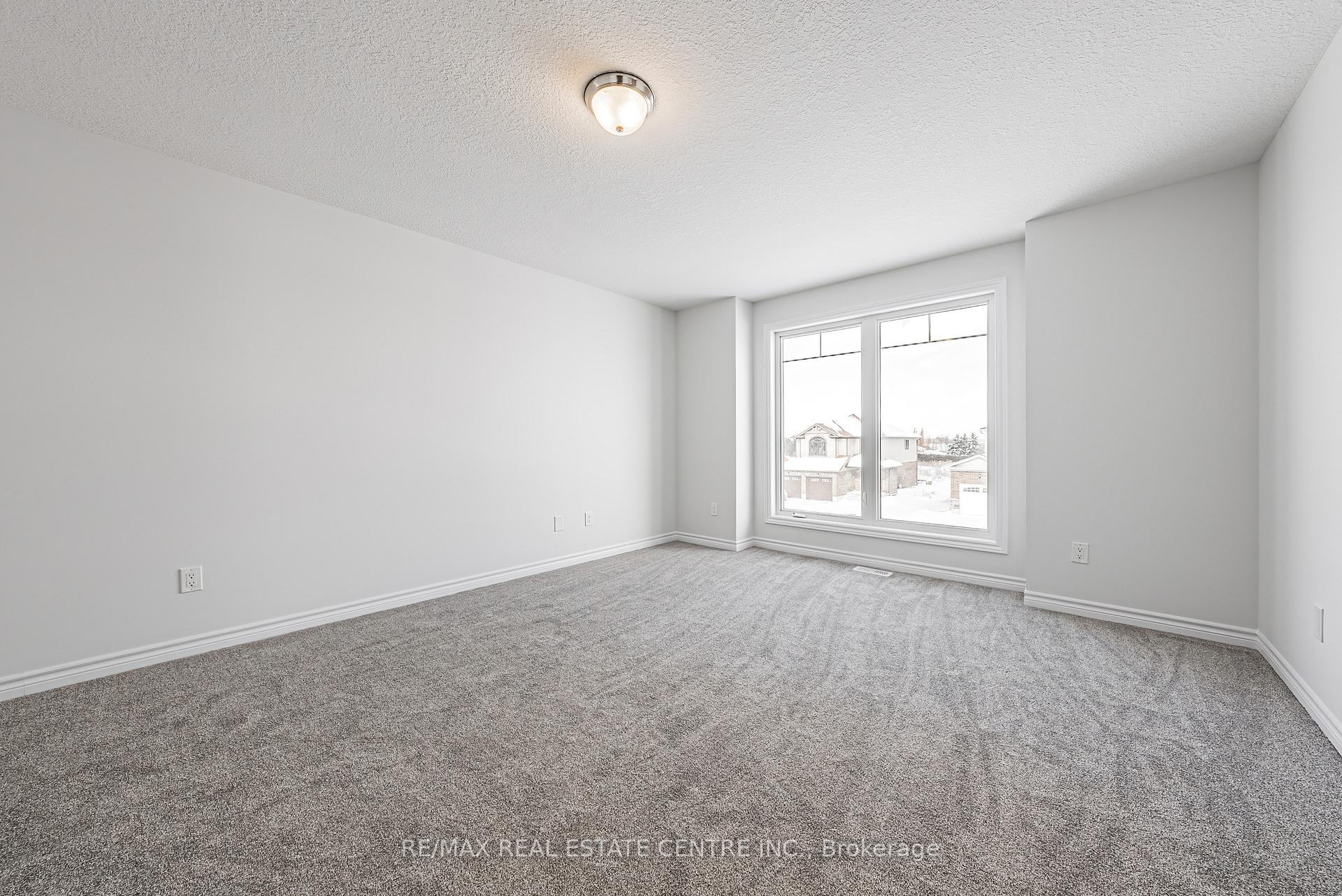 Photo 18 of 91 Maple Street, Mapleton, Rural Mapleton — HOMEH