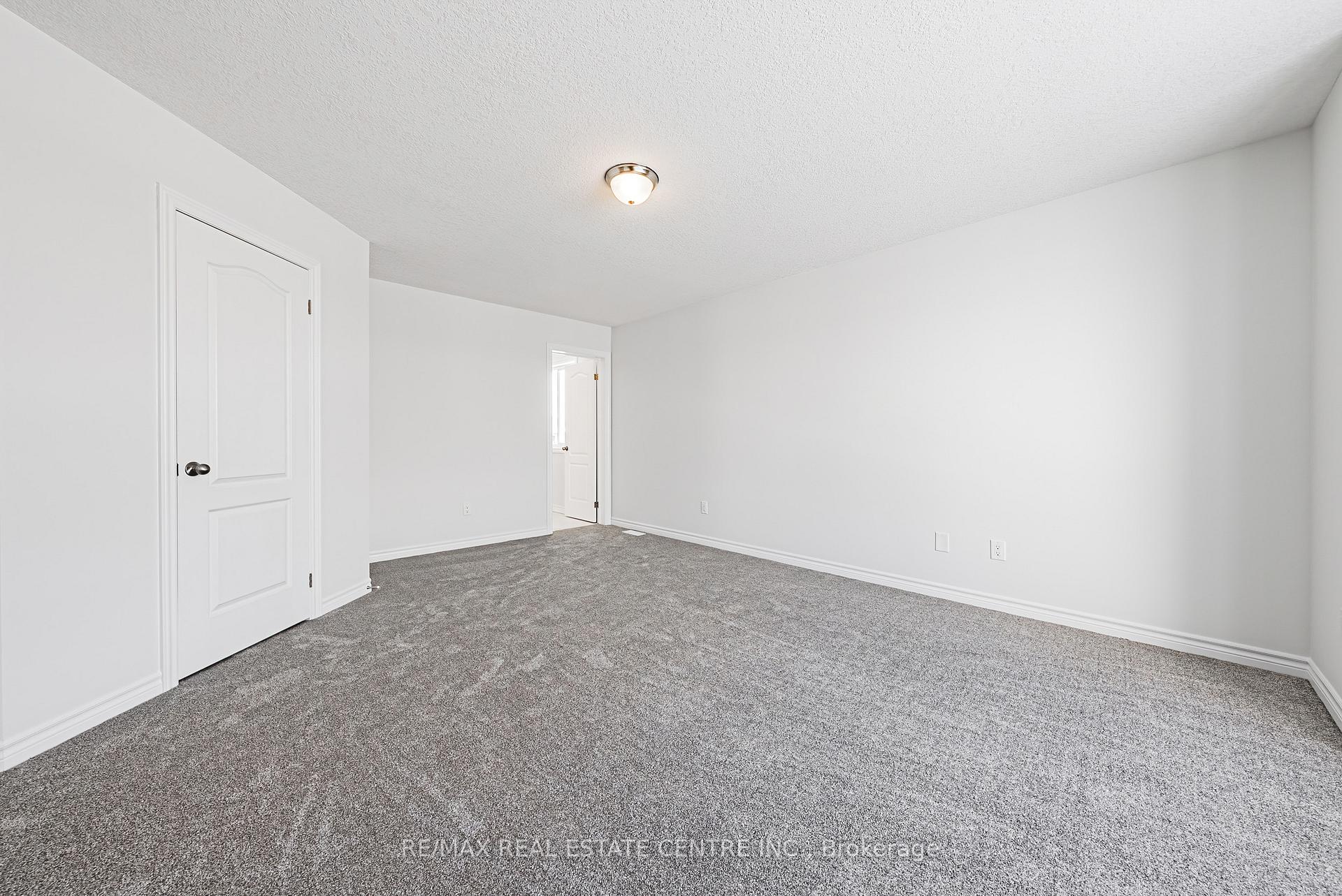 Photo 20 of 91 Maple Street, Mapleton, Rural Mapleton — HOMEH