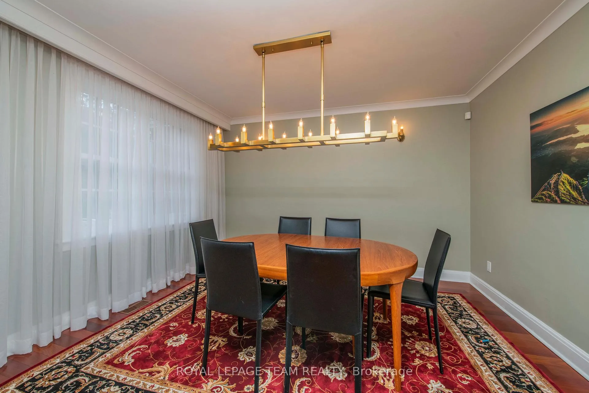 Photo 7 of 60 Goulburn Avenue, Ottawa, Sandy Hill — HOMEH