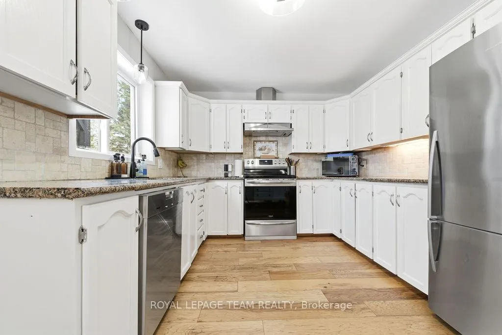 Photo 10 of 74 Castleford Road, Horton, Horton Twp — HOMEH