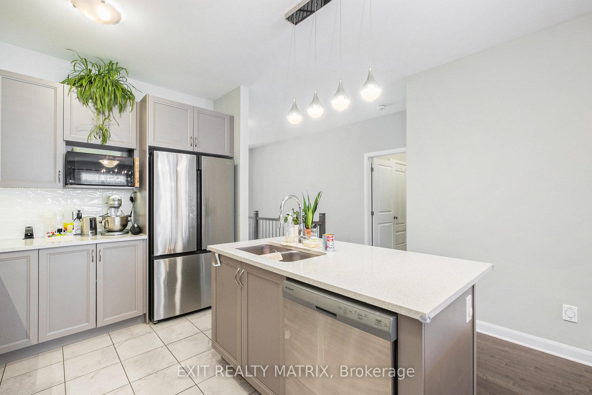 Photo 9 of 782 Coast Circle, Ottawa, Mahogany Community — HOMEH