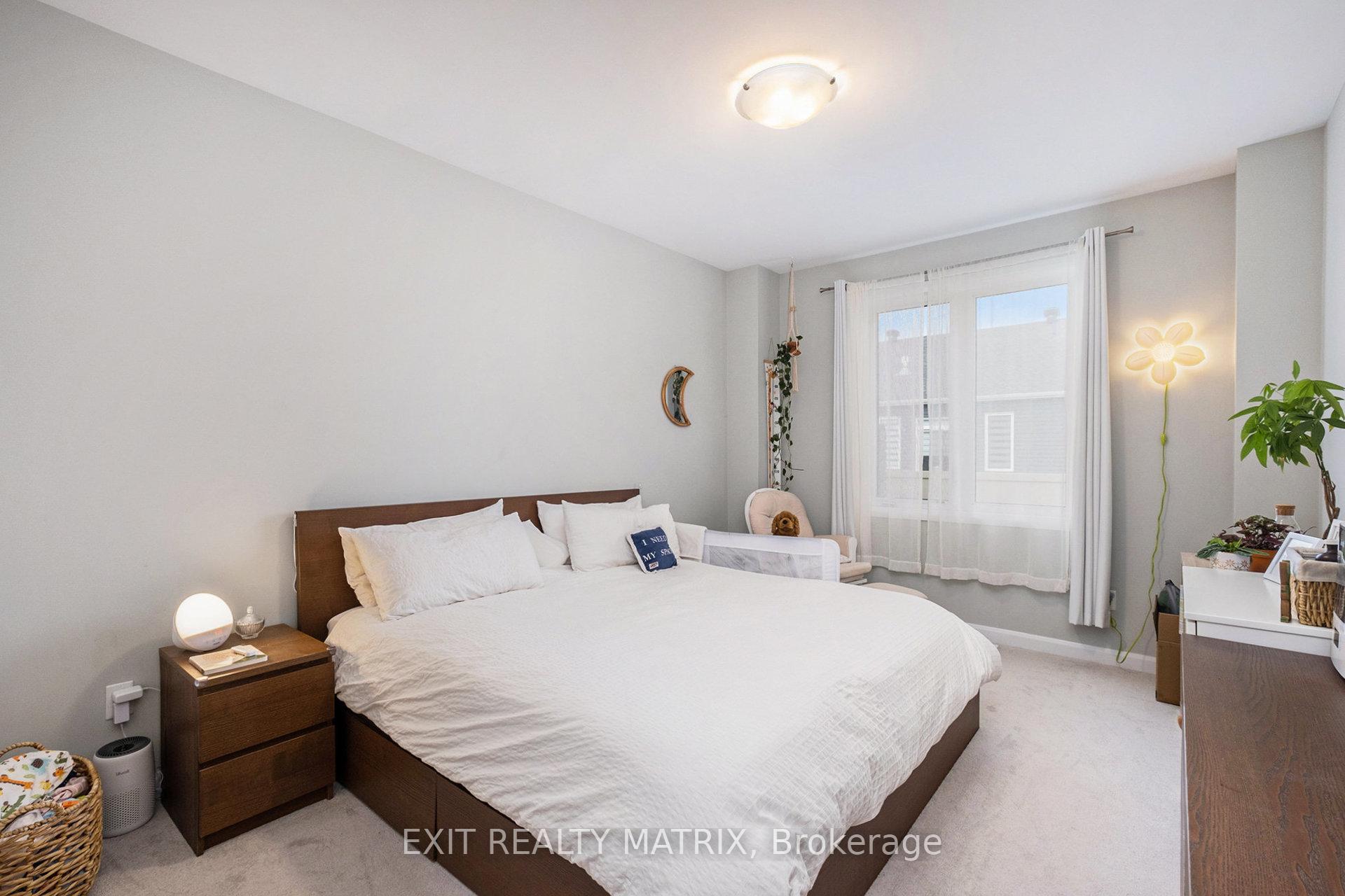Photo 14 of 782 Coast Circle, Ottawa, Mahogany Community — HOMEH