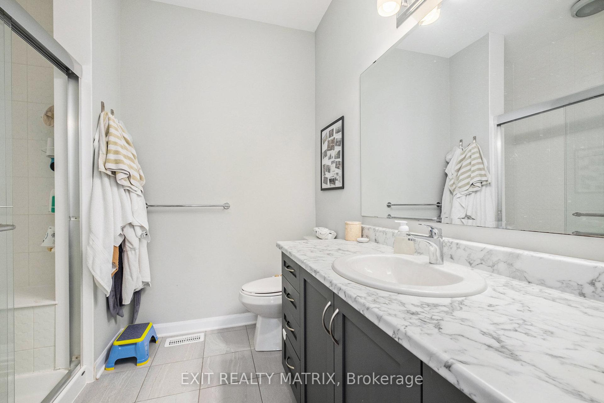 Photo 16 of 782 Coast Circle, Ottawa, Mahogany Community — HOMEH