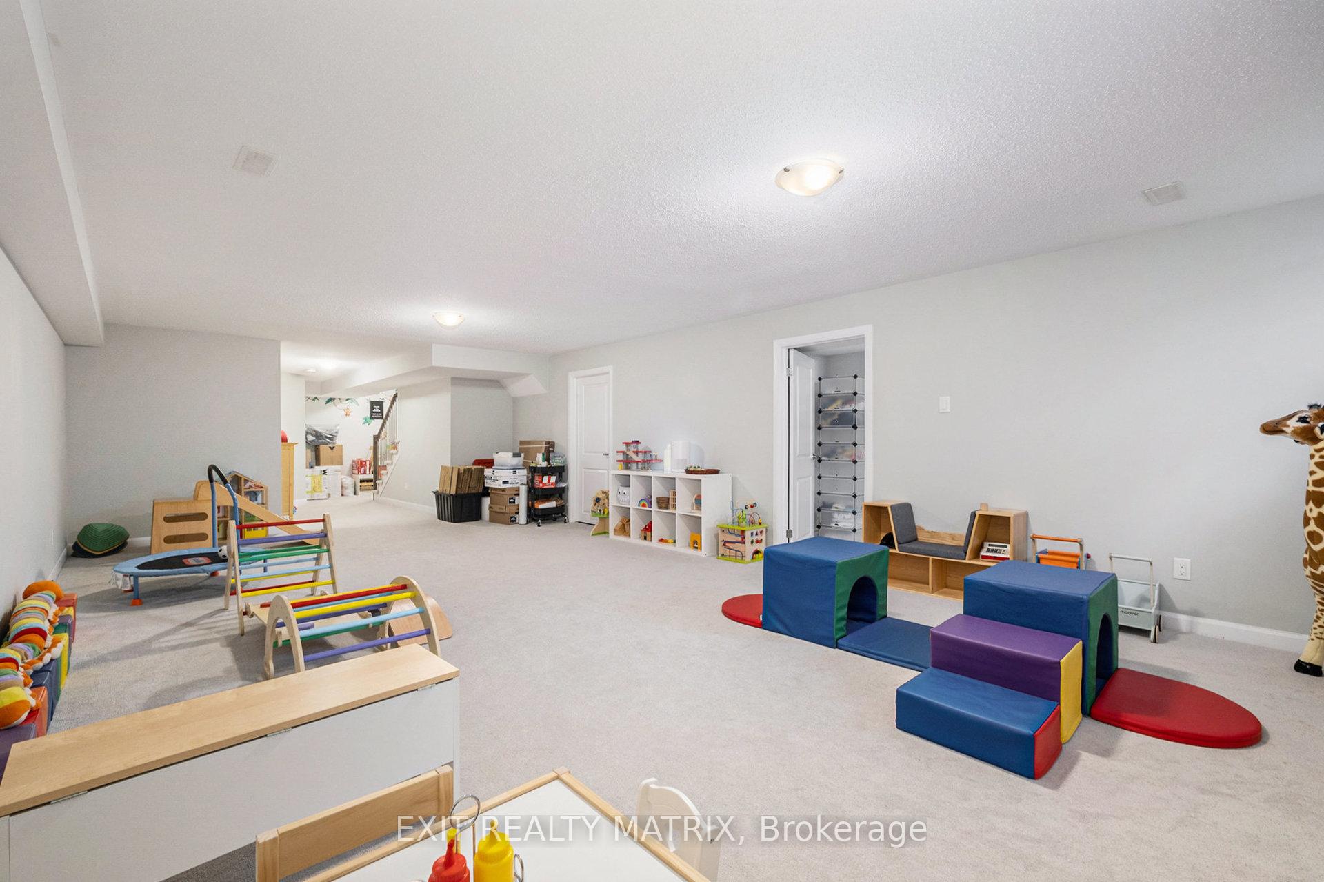 Photo 20 of 782 Coast Circle, Ottawa, Mahogany Community — HOMEH