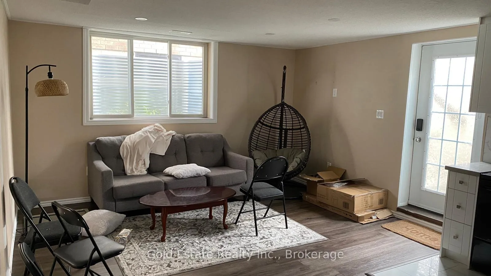 Photo 3 of 207 Otterbein Road, Kitchener — HOMEH