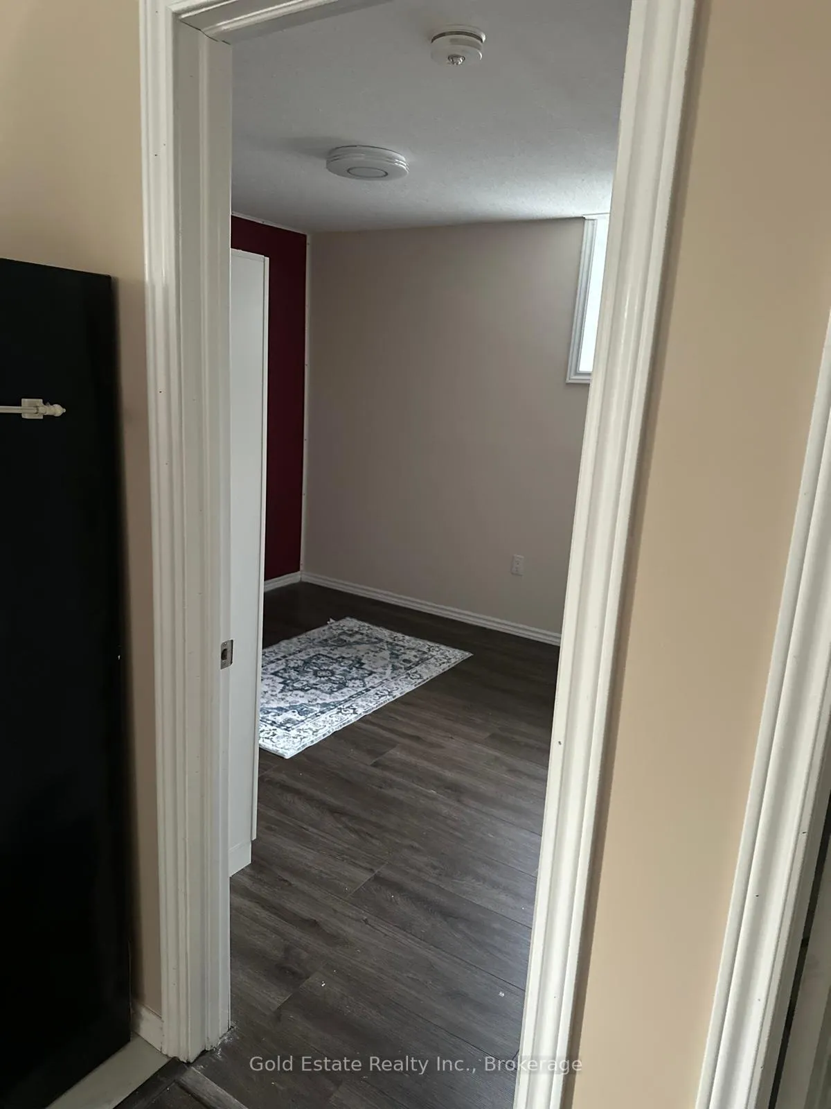 Photo 8 of 207 Otterbein Road, Kitchener — HOMEH